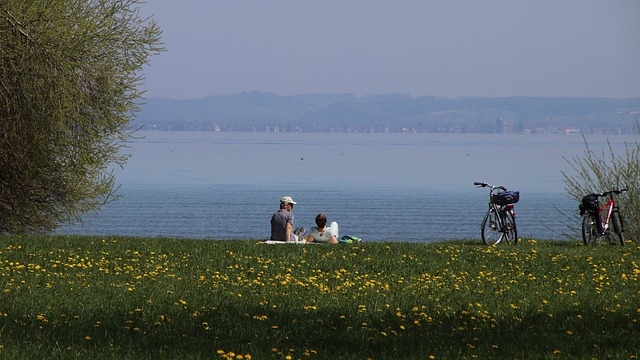 Couple by the lake with bikes